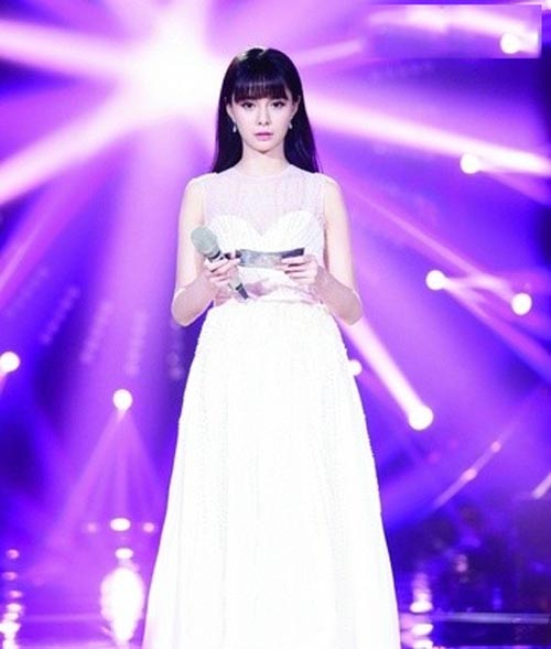 ���γ�������������������� Ů����ŷ�����п���